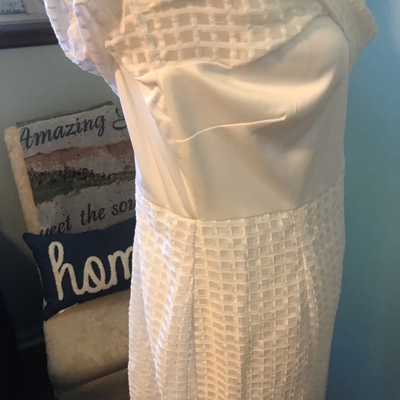 Calvin Klein White Sheath Dress Eyelet Overlay 12 - Picture 5 of 6